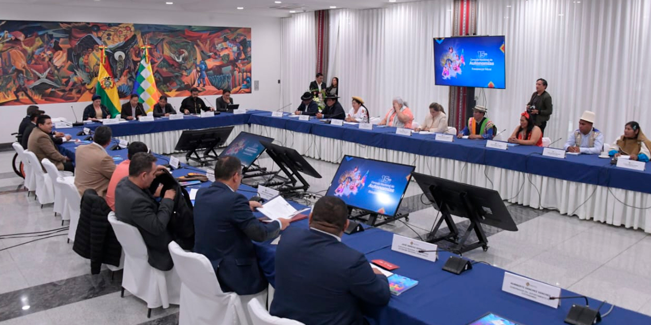 Decimoquinta Sesión del Consejo Nacional de Autonomías celebrada el pasado 30 de abril de en Casa Grande del Pueblo. Foto Josué Cortez