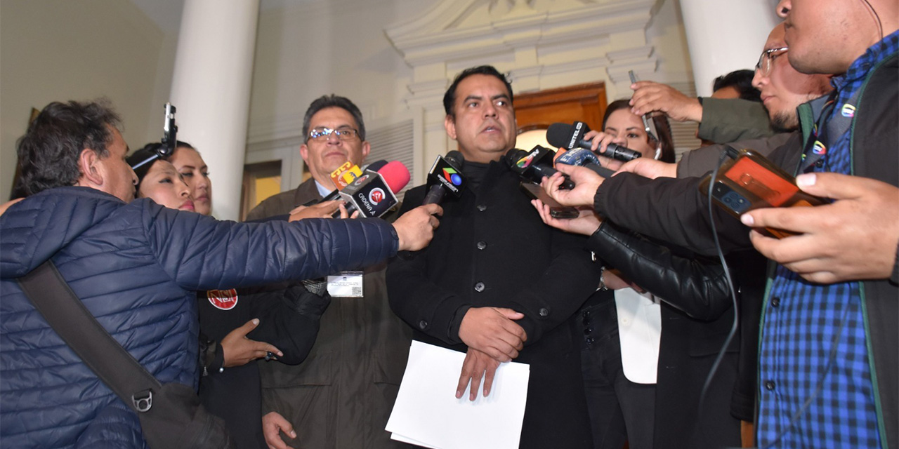 Francisco Vargas, vicepresidente del TSE, en conferencia de prensa. Foto: TSE