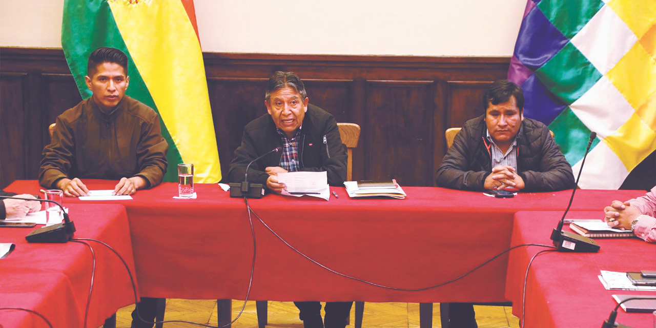 La reunión de la Comisión Bicameral en febrero con Choquehuanca. Foto:  Archivo