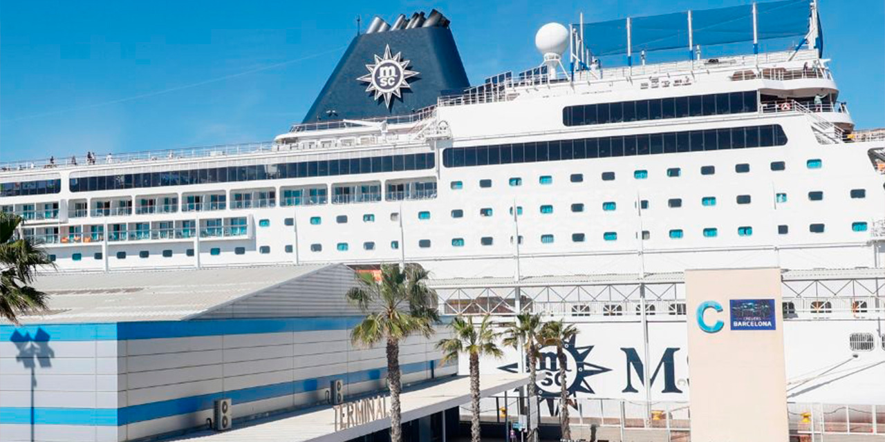 Bolivianos varados en un crucero en España reciben atención del consulado boliviano. Foto:  Bolivisión