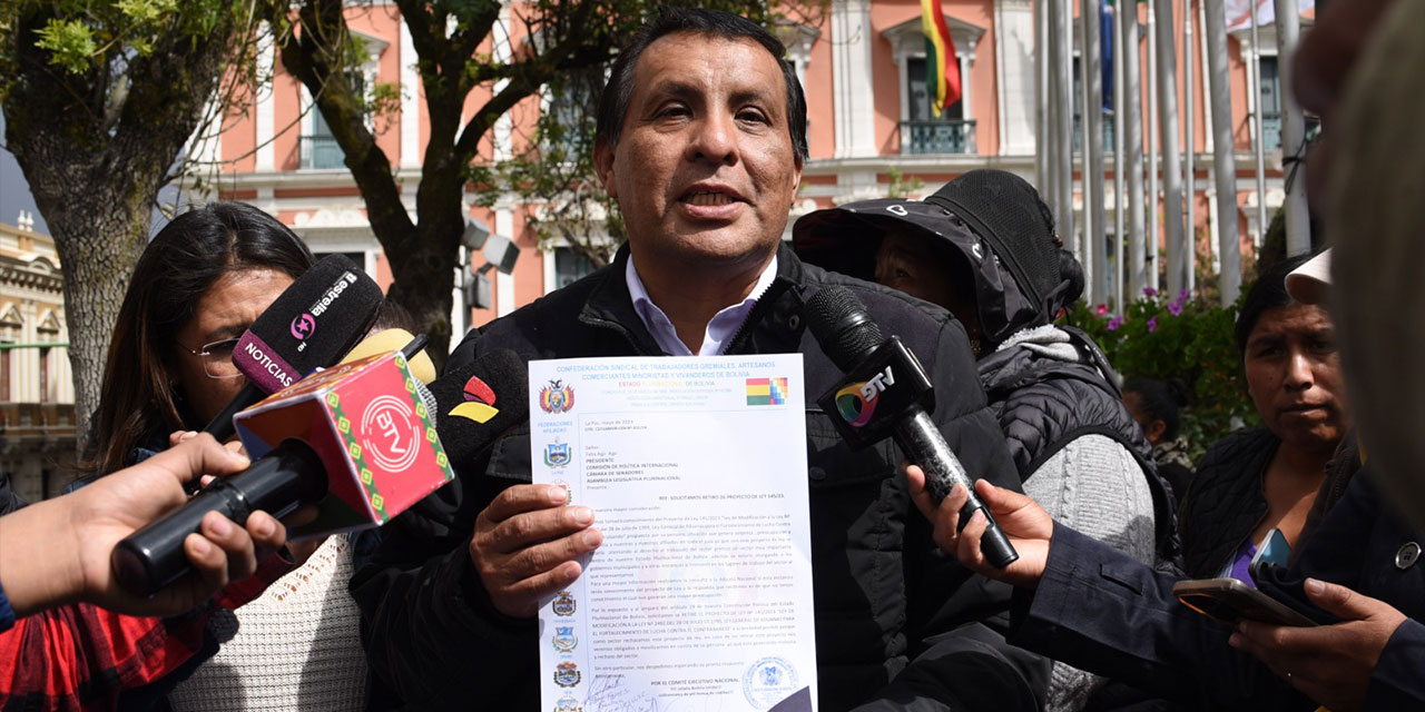 El presidente de la Confederación de Trabajadores Gremiales de Bolivia, Juan Carlos García. Foto: Gustavo Ticona