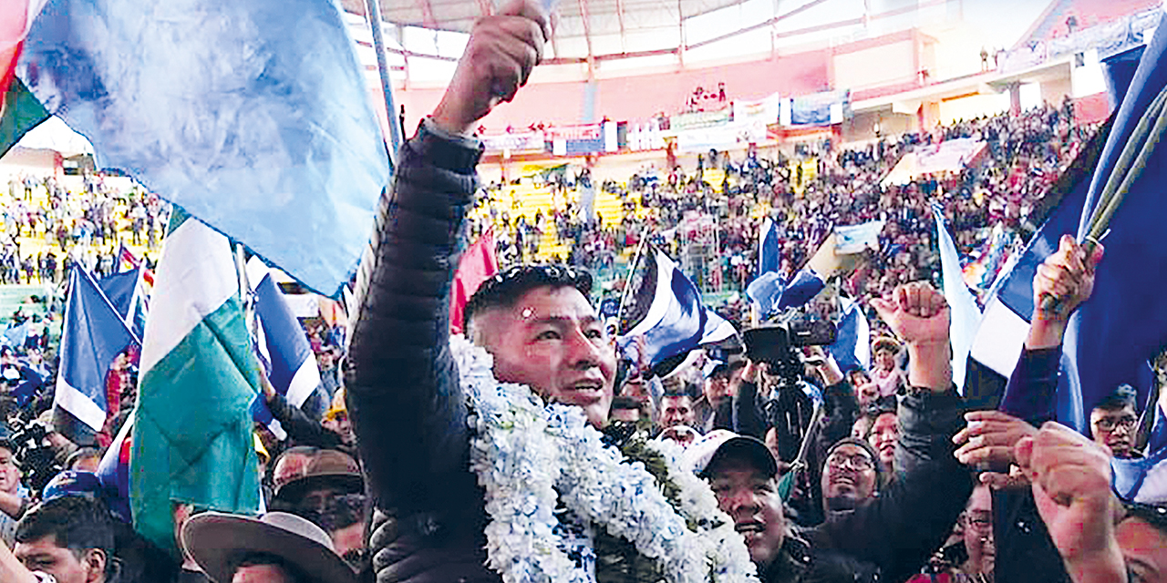 Grover García fue elegido en el X Congreso del MAS-IPSP en El Alto. Foto: Archivo