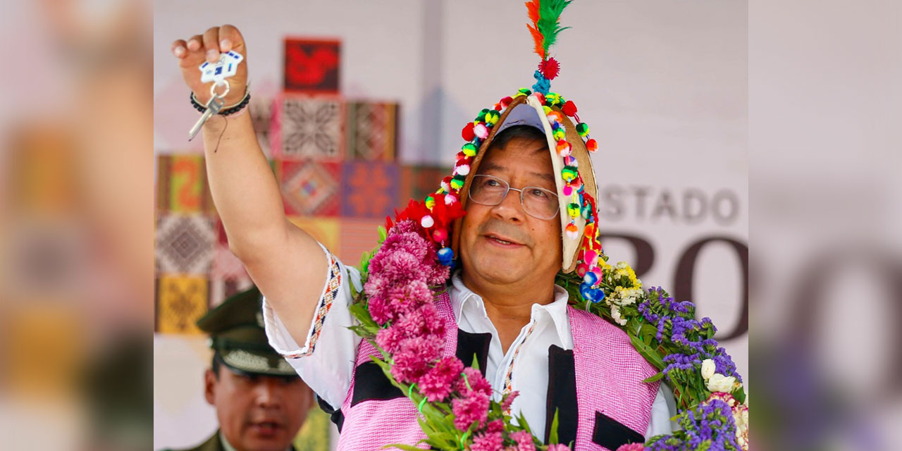  El presidente Luis Arce en el municipio de Poroma. Foto: Presidencia