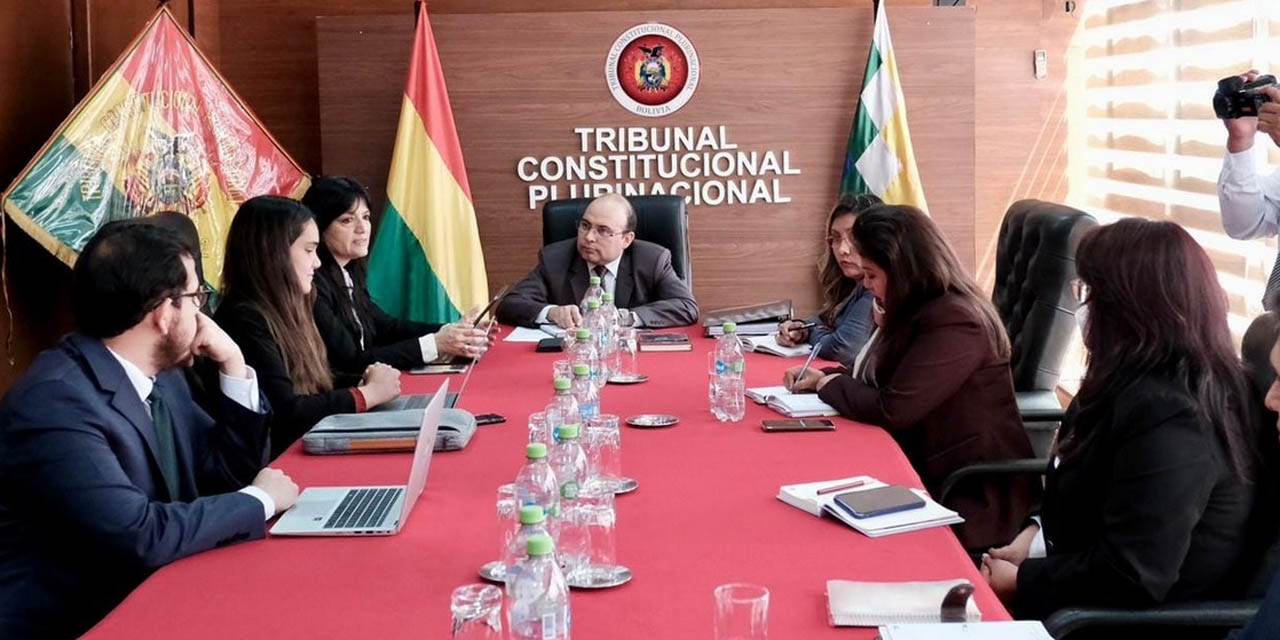 Una reunión del TCP liderada por su presidente, Paul Franco. | Foto: TCP