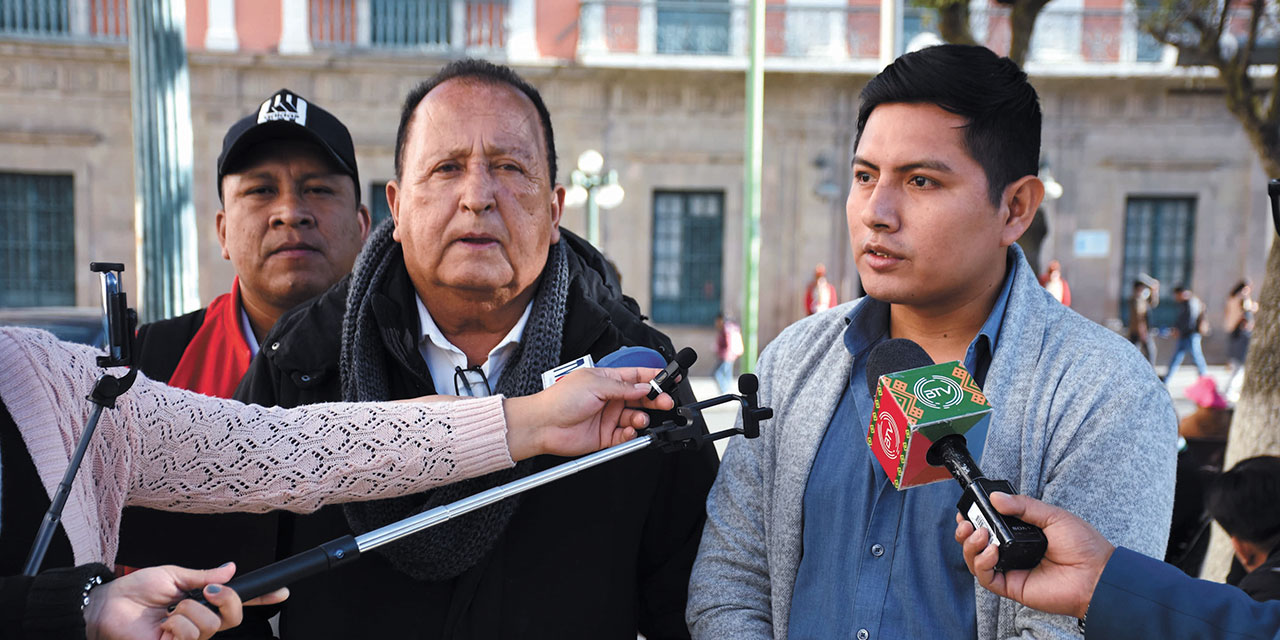 Brindan su pleno respaldo al presidente Lucho Arce. Foto: Jorge Mamani