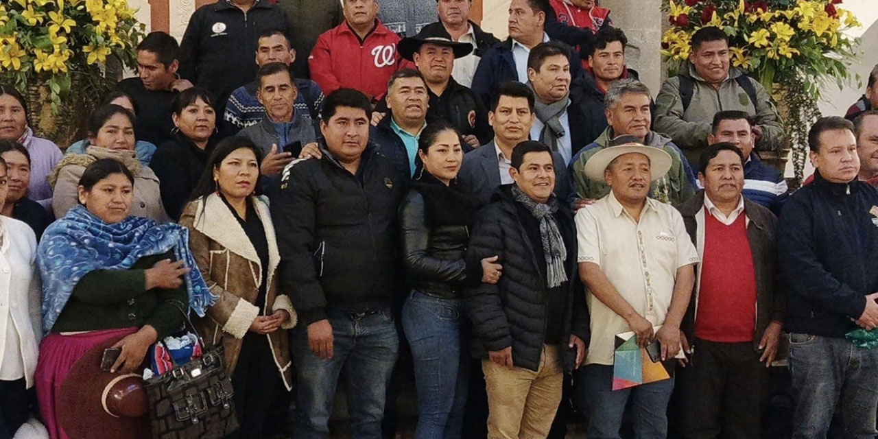 Representantes de la mancomunidad de los valles de Cochabamba. Foto: VICem. de RECURSOS HIDRÍCOS