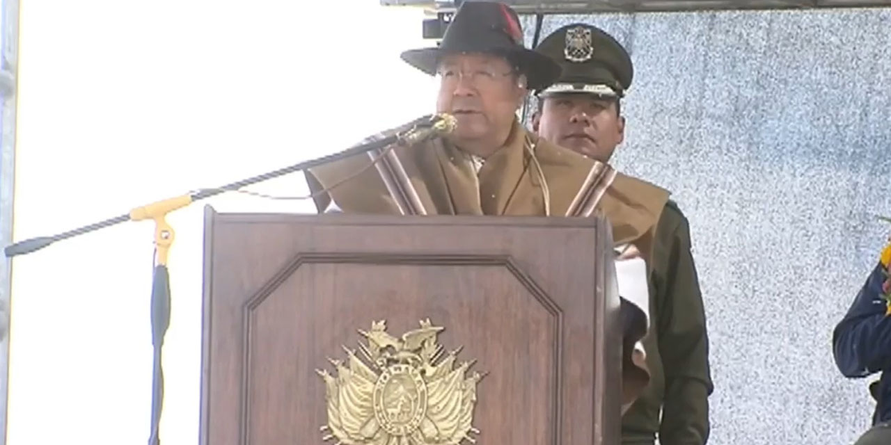 El presidente Luis Arce en Uyuni. Imagen: Captura RRSS.