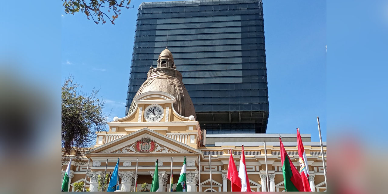 El edificio de la Asamblea Legislativa Plurinacional (ALP) en la ciudad de La Paz.