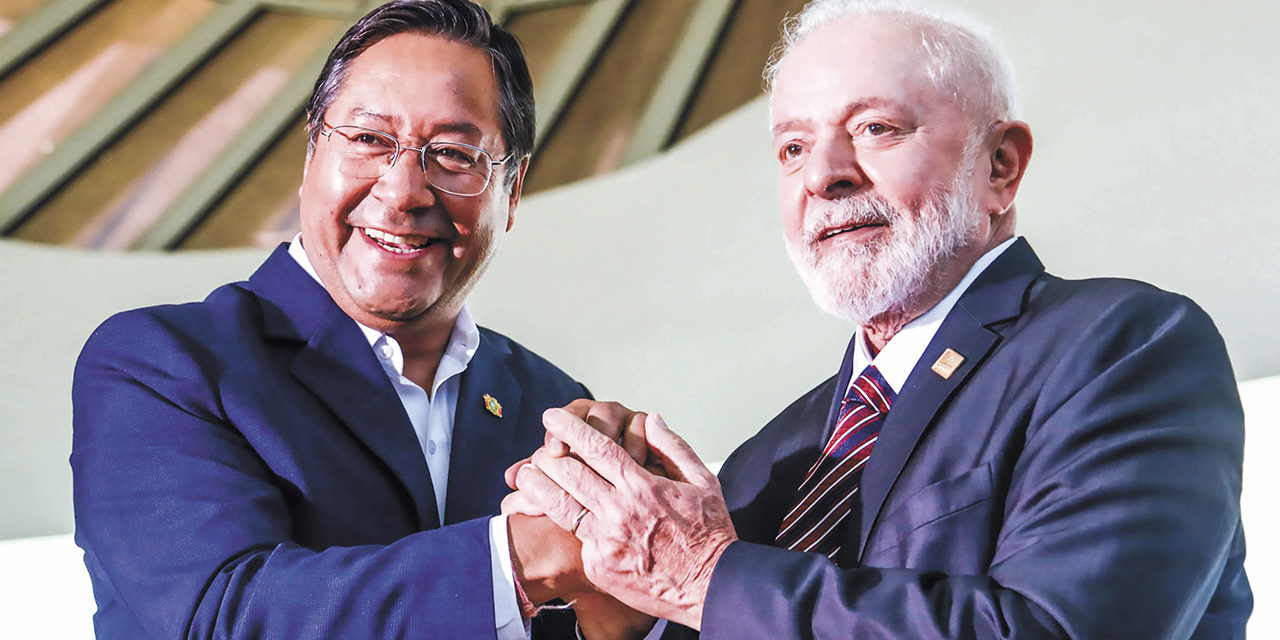 Los presidentes de Bolivia, Luis Arce, y de Brasil, Luiz Inácio Lula da Silva.