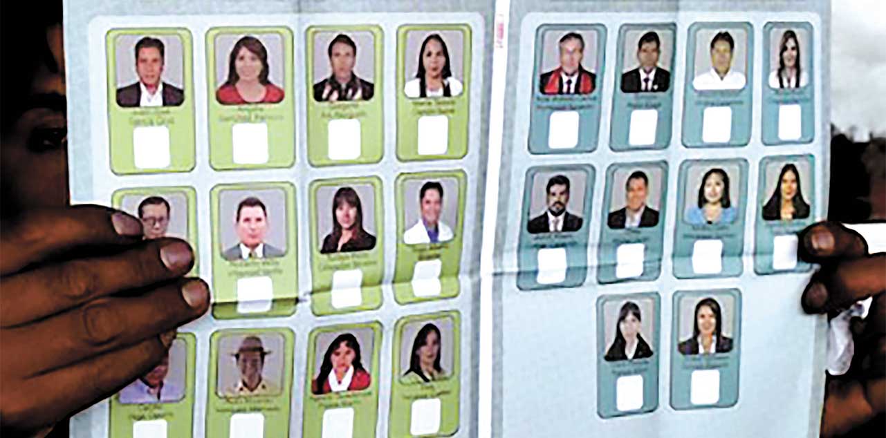 Una papeleta de las elecciones judiciales de 2017. Foto: RRSS