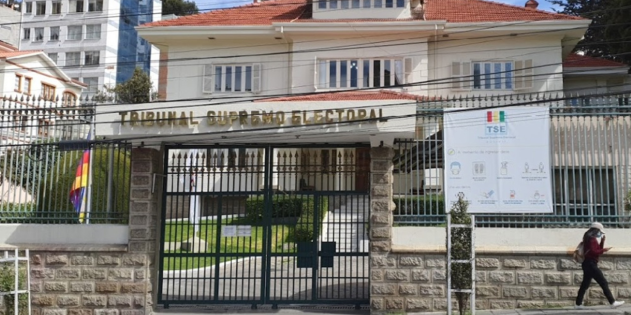 El edificio del Tribunal Supremo Electoral (TSE), en la ciudad de La Paz.