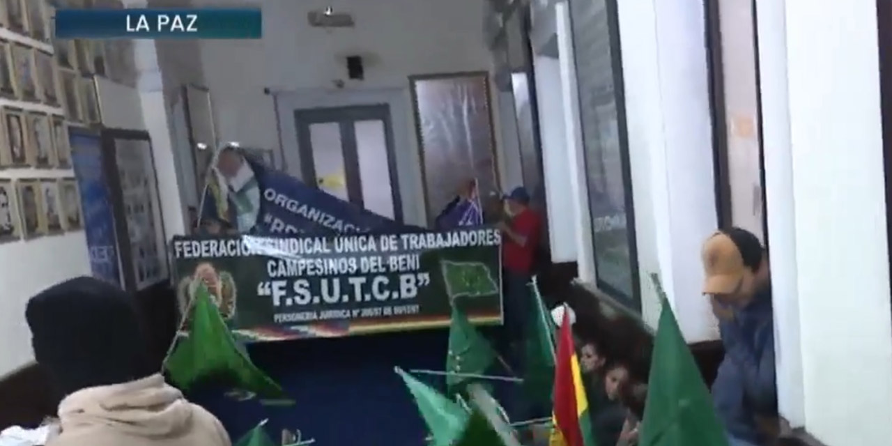 La delegación se instaló en ambientes del exCongreso, ubicado en el anexo del nuevo edifico de la Asamblea Legislativa Plurinacional (ALP) en la ciudad de La Paz.