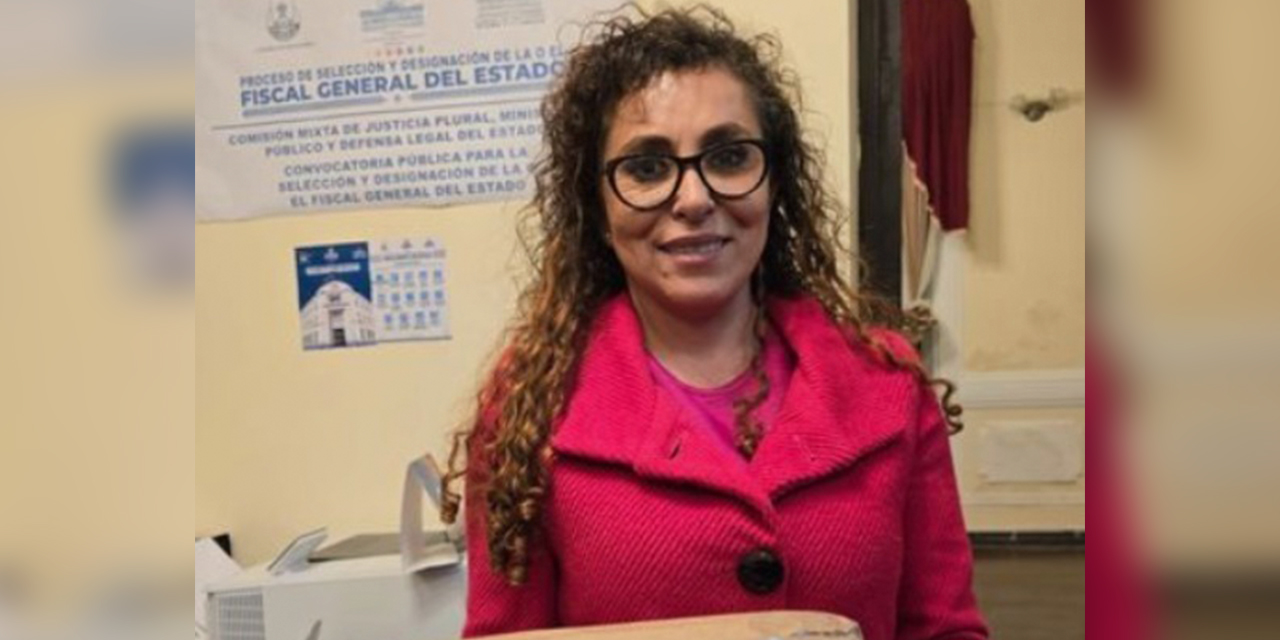 Lizzie Riera fue la primera en postularse para el cargo de fiscal general del Estado. Foto:  Senado