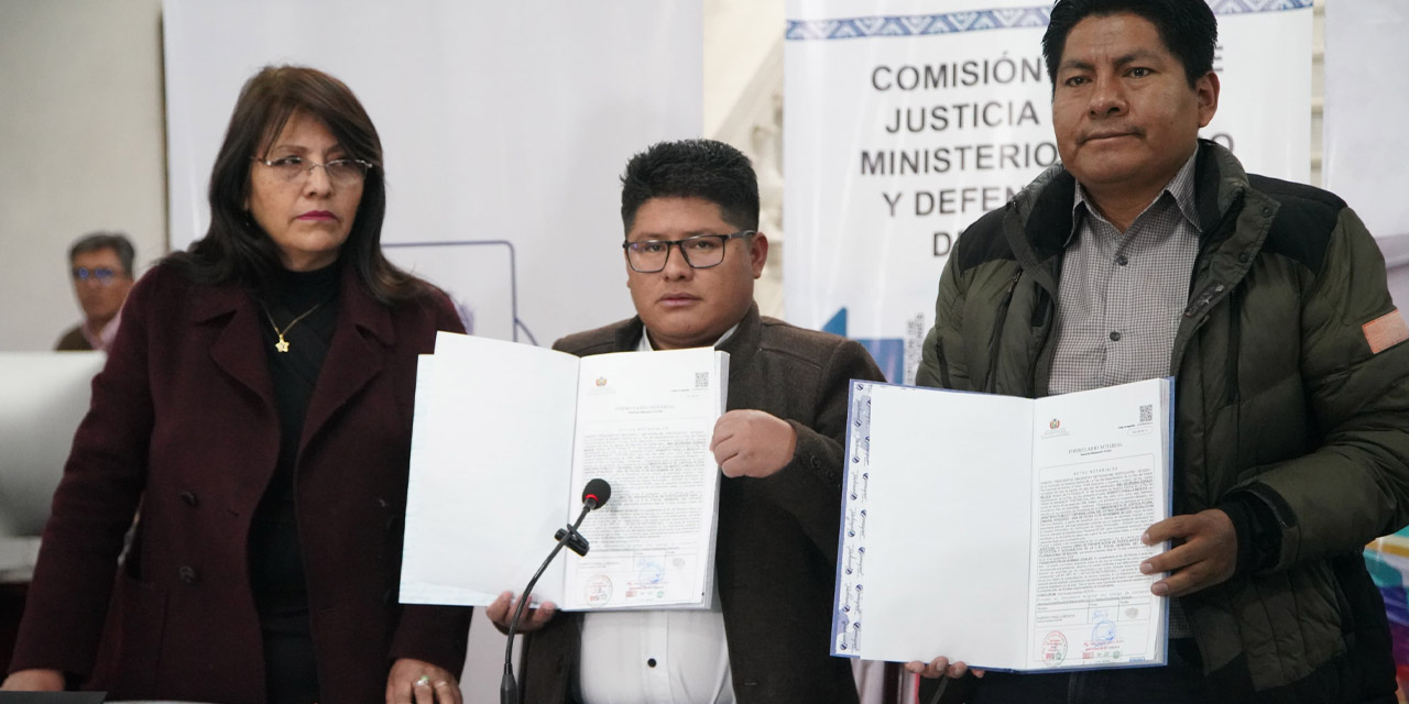 Apertura de Libros para la recepción de postulantes para el cargo de Fiscal General del Estado. Foto: Jorge Mamani