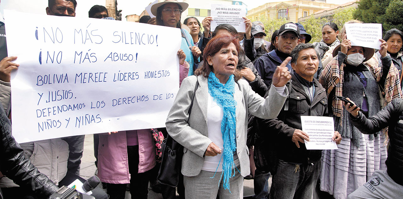 Protesta de madres por casos de abuso, en La Paz. Foto: Jorge Mamani