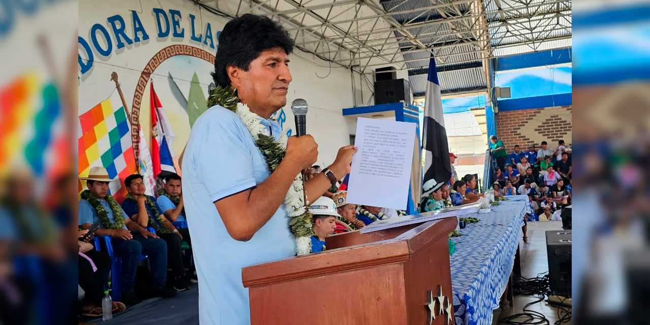 Evo Morales en el ampliado en Lauca Ñ. Foto: Facebook Evo Morales