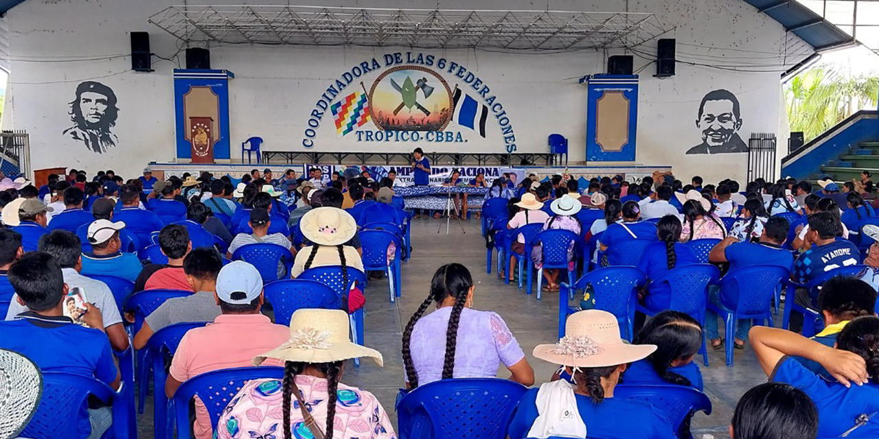 Evo Morales en una reunión con su sector en el Chapare. Foto: RRSS