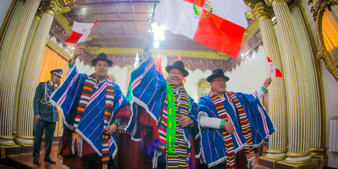 El presidente Luis Arce durante la conmemoración de los 214 años de la gesta libertaria de Potosí. Foto: Presidencia