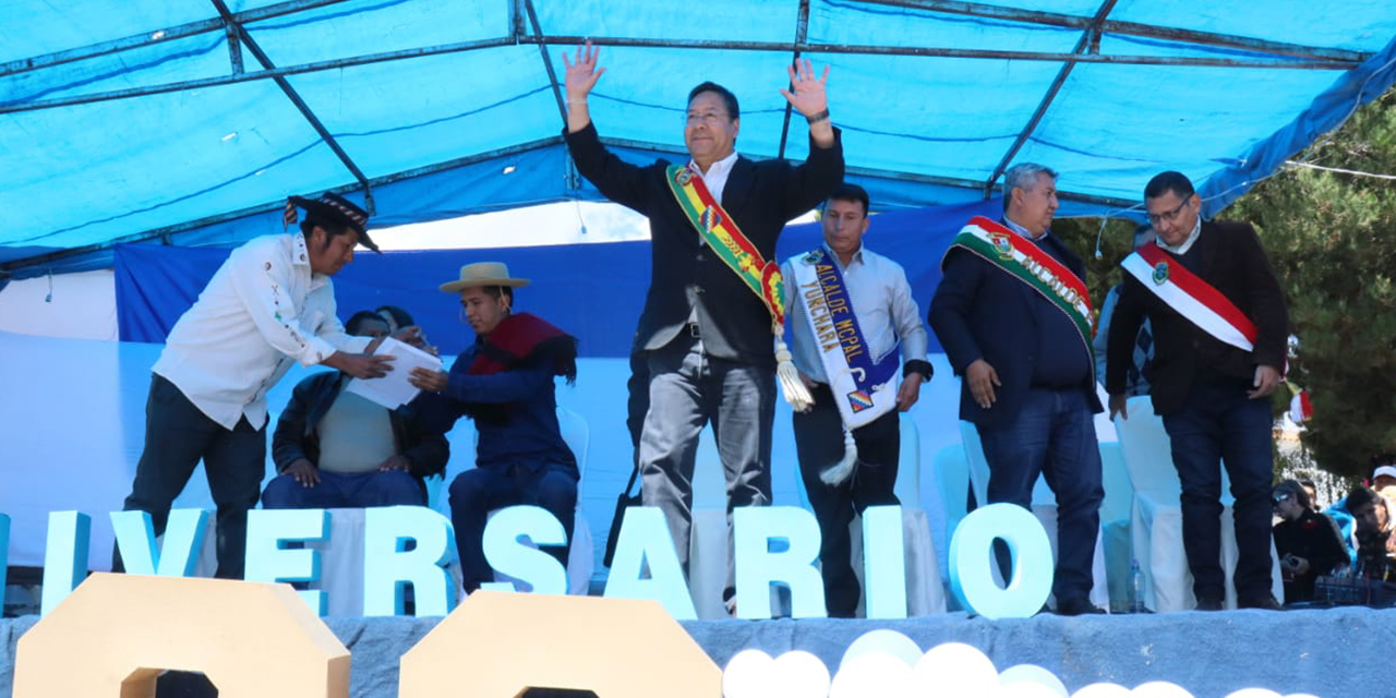 Presidente anuncia construcción de una planta para la elaboración de vidrio en Tarija