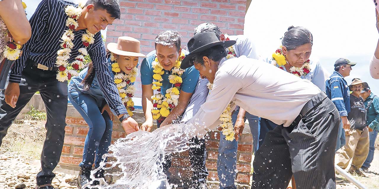 Uno de los sistemas de agua. | Foto: MDRyT