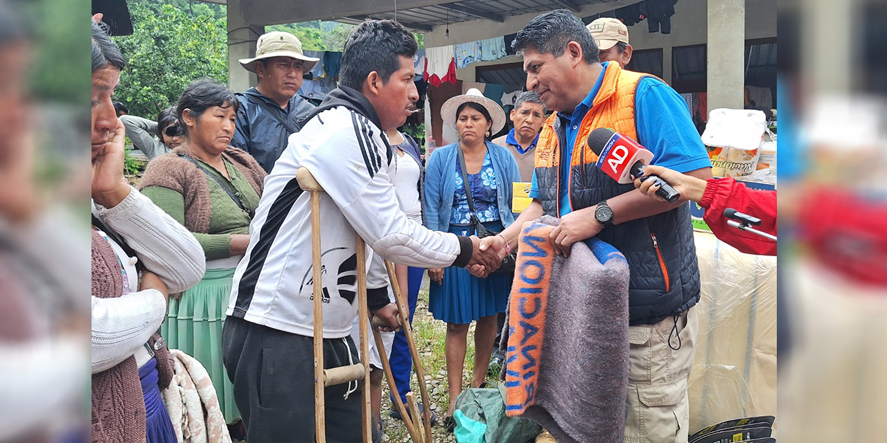 Arce envía 3,4 toneladas de ayuda humanitaria a víctimas de la mazamorra en Villa Tunari